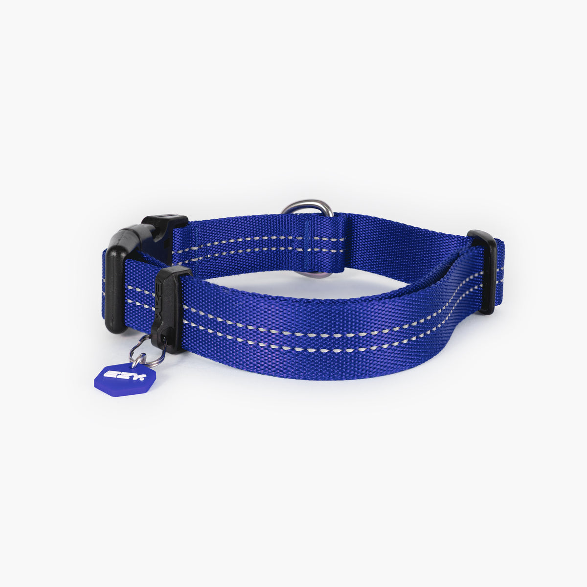 Essential Adjustable Collar