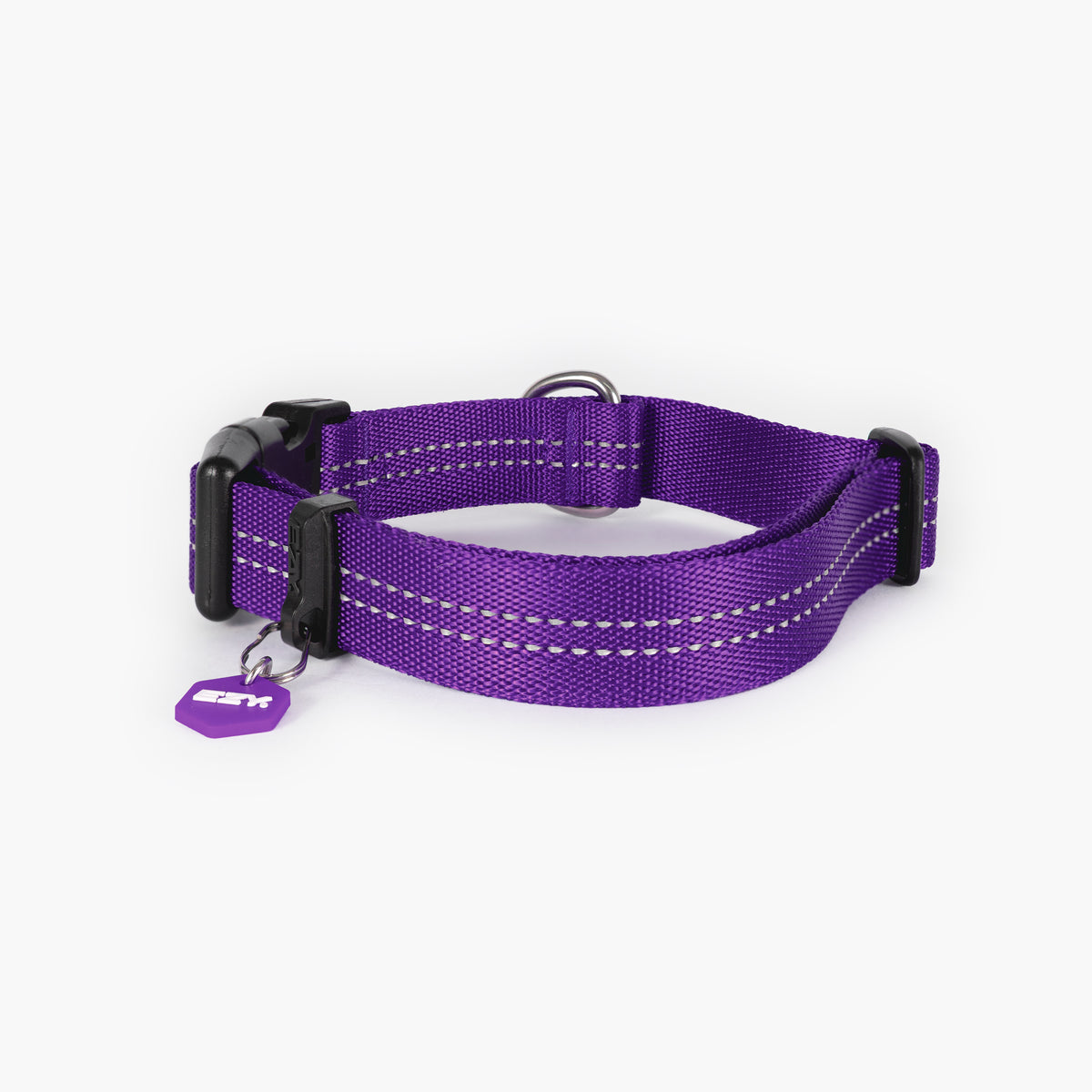 Essential Adjustable Collar